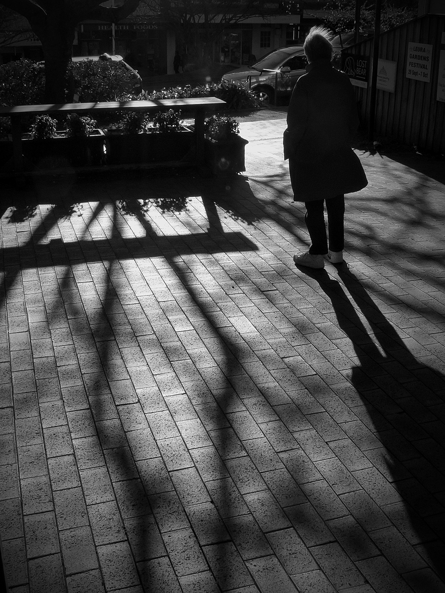 leura shadows w.jpg