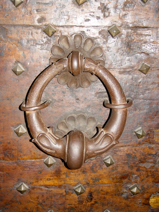 Door knockers, knobs & locks