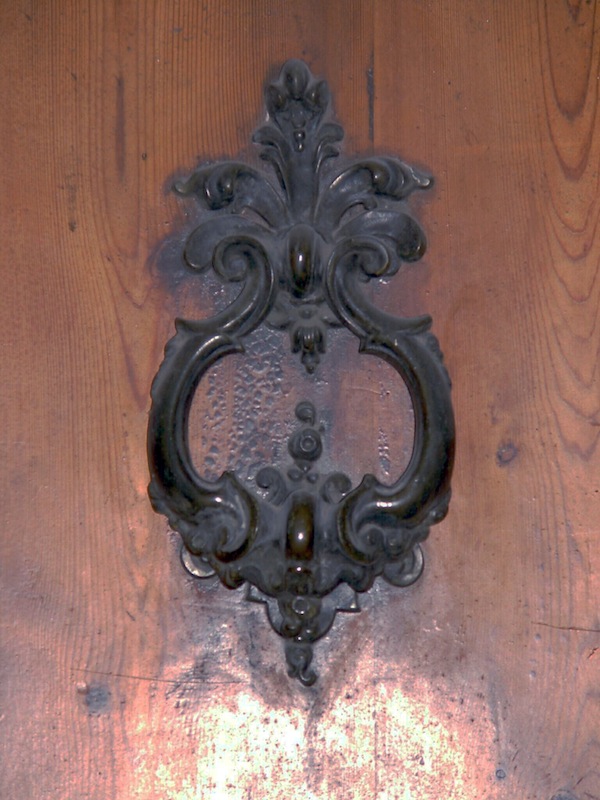Door knockers, knobs & locks