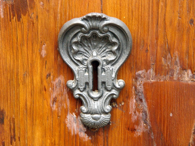 Door knockers, knobs & locks