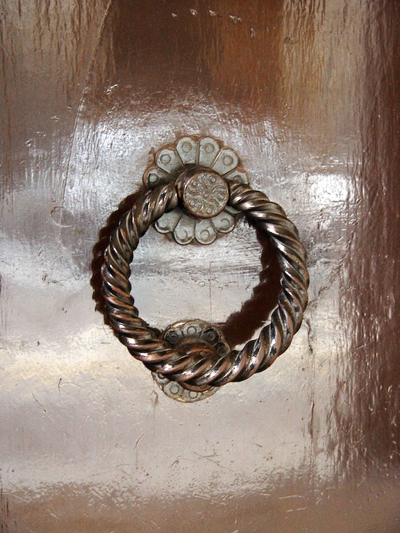 Door knockers, knobs & locks