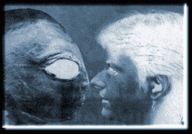 Alien Face Off.gif