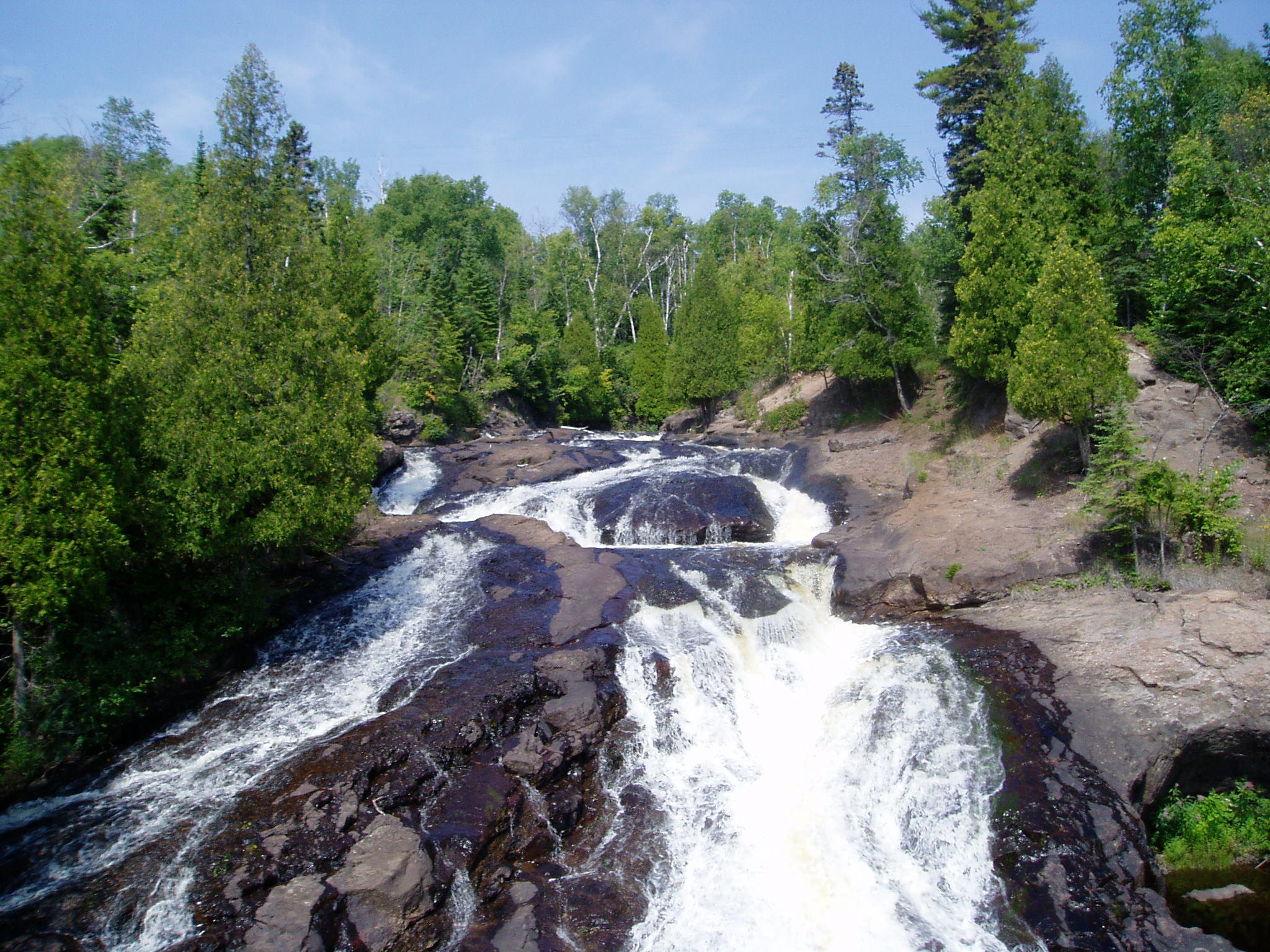 Cross River Falls in Minn. 2003.JPG