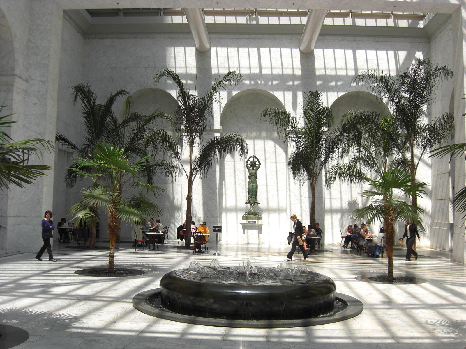 Plaza at Sansome and Sutter Sts.