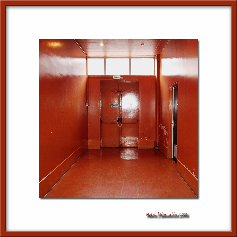 Orange corridor, Le Bourget