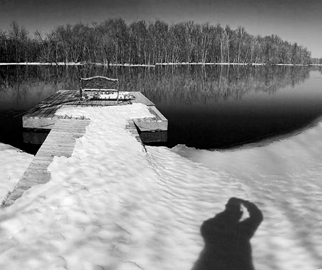 Thawing Mississippi River 14822-3BW