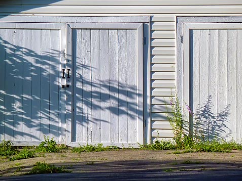 Garage Door Shadows P1010238