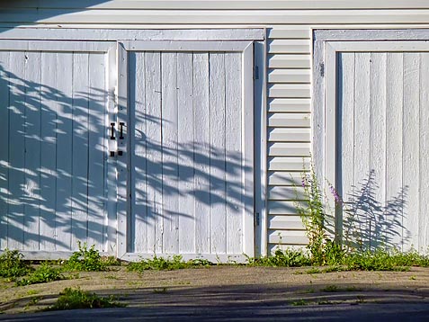 Garage Door Shadows P1010238