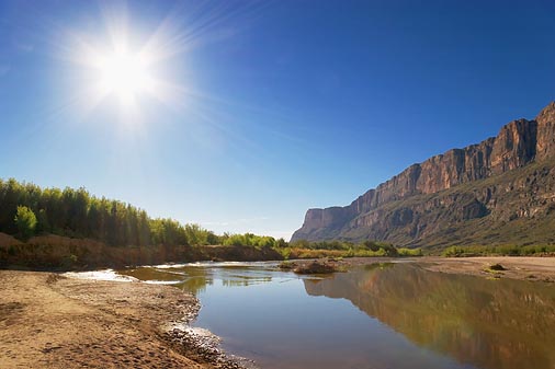 The Rio Grande & Mesa de Anguila 7395