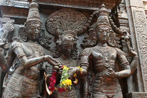 Sculpture of the celestial wedding of Shiva and Parvati at Meenakshi temple at Madurai.