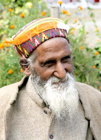 Kullu, orange - the colour for the gods