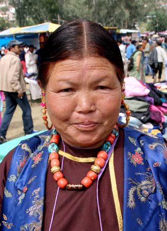 Kullu, Tibetan woman