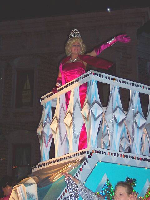 Parade27.jpg