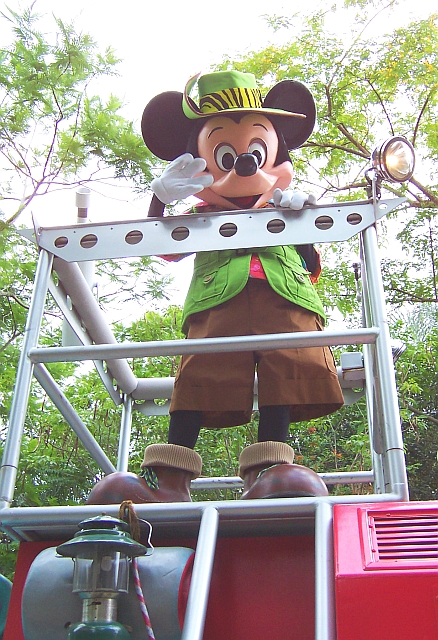 AKMickeyWorksIt.jpg