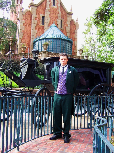HauntedMansionChris1.jpg
