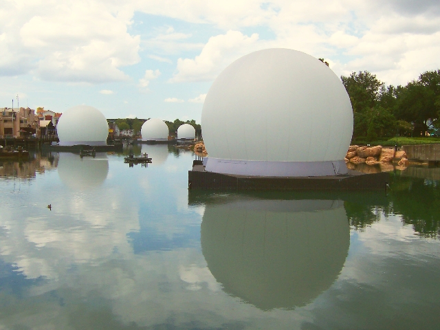Universal360Globes.jpg