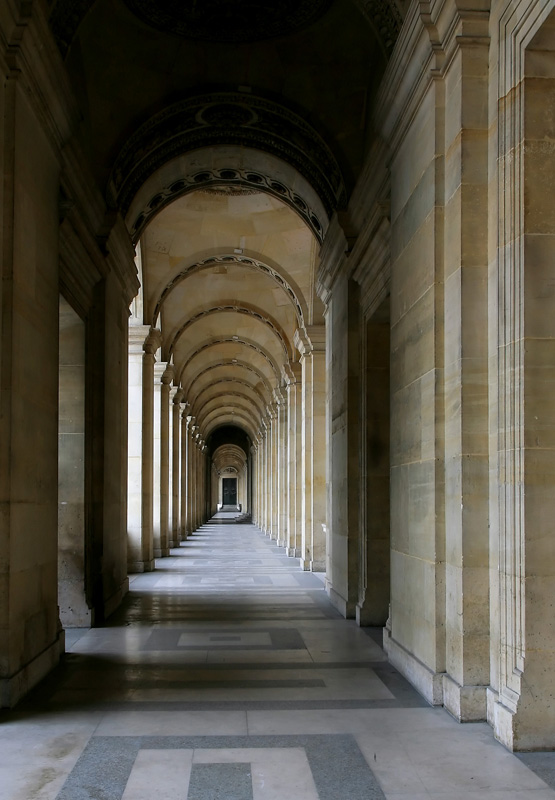 Gallery - Le Louvre (05/03)