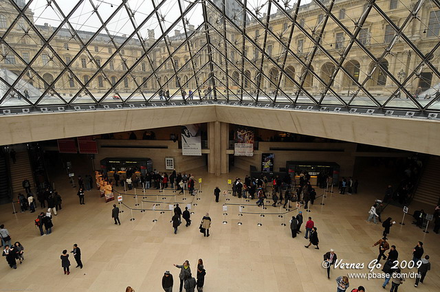 Louvre D300_19645 copy.jpg