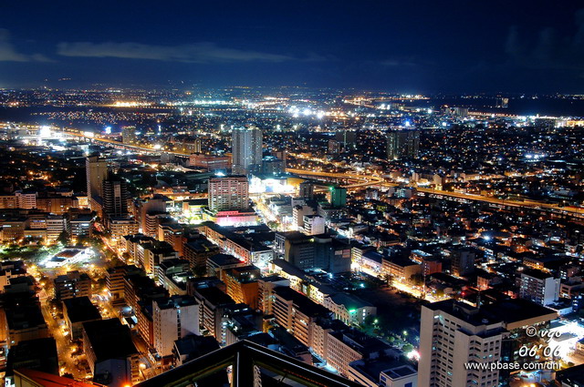 Makati Skyline 18291 copy.jpg