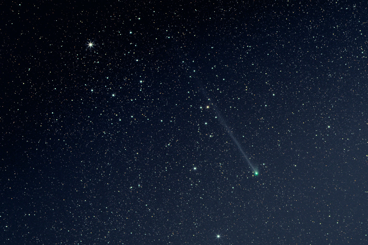 Comet C/2009 R1-McNaught