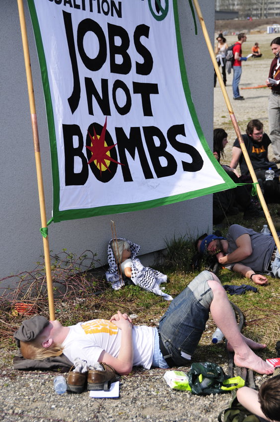 Jobs not bombs !
