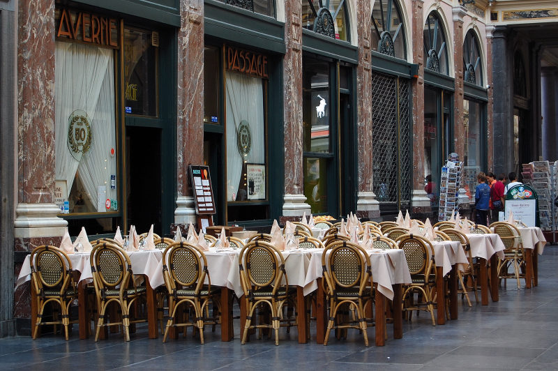Laverne Passage cafe