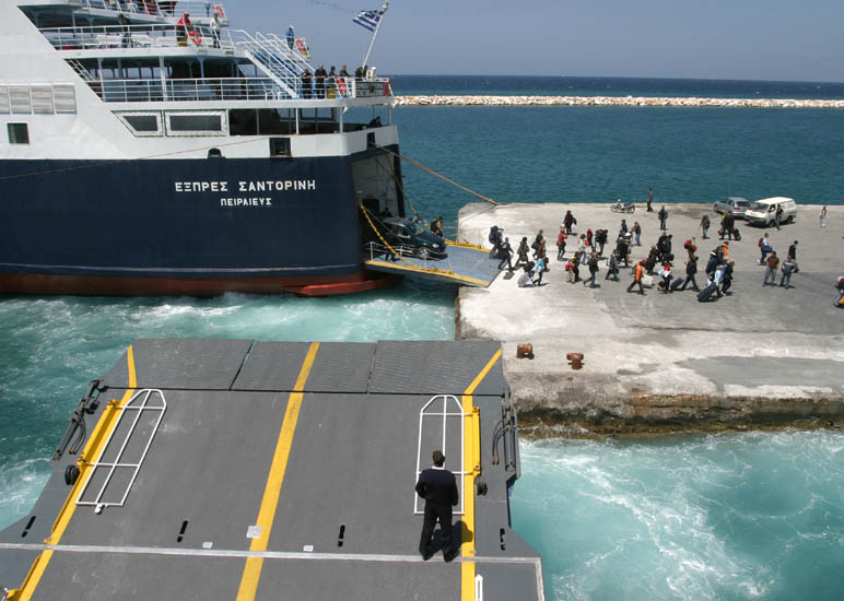 paros ferry arrival