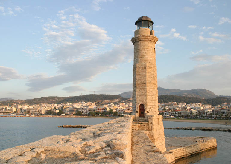 ryhtmnos lighthouse