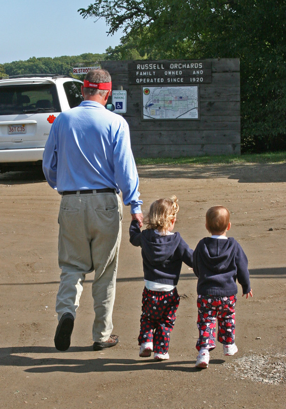DADDY AND GIRLS