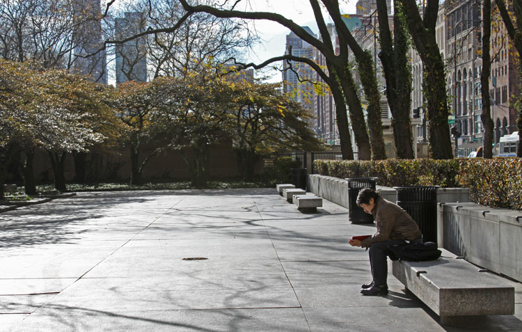 A PLACE OF QUIET IN THE BUSY CITY: ART INSTITUTE, CHICAGO