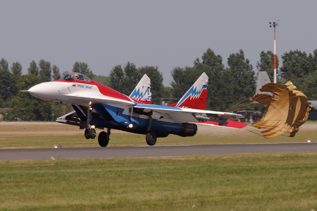 MiG 29M OVT Landing with drogue chute