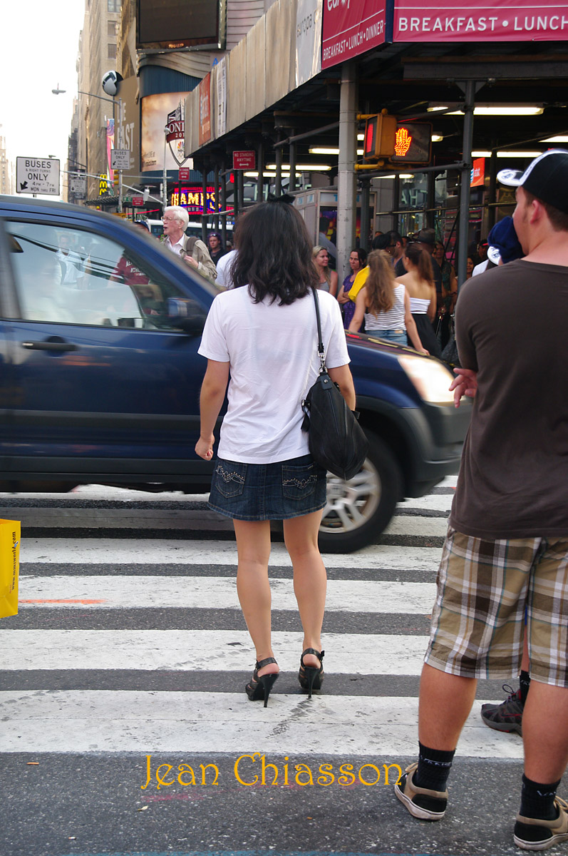 Times Square  Girl 