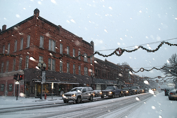 large snow flakes... downtown seneca falls...