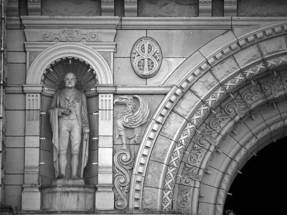 Electrified, Parliament Building, Victoria, British Columbia, Canada, 2009