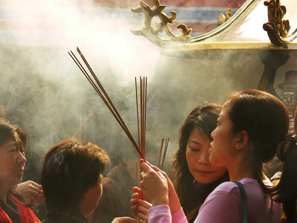 Incense, Longshan Temple, Taipei, Taiwan, 2006