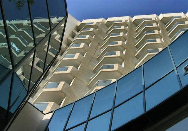 Hotel Lines.JPG