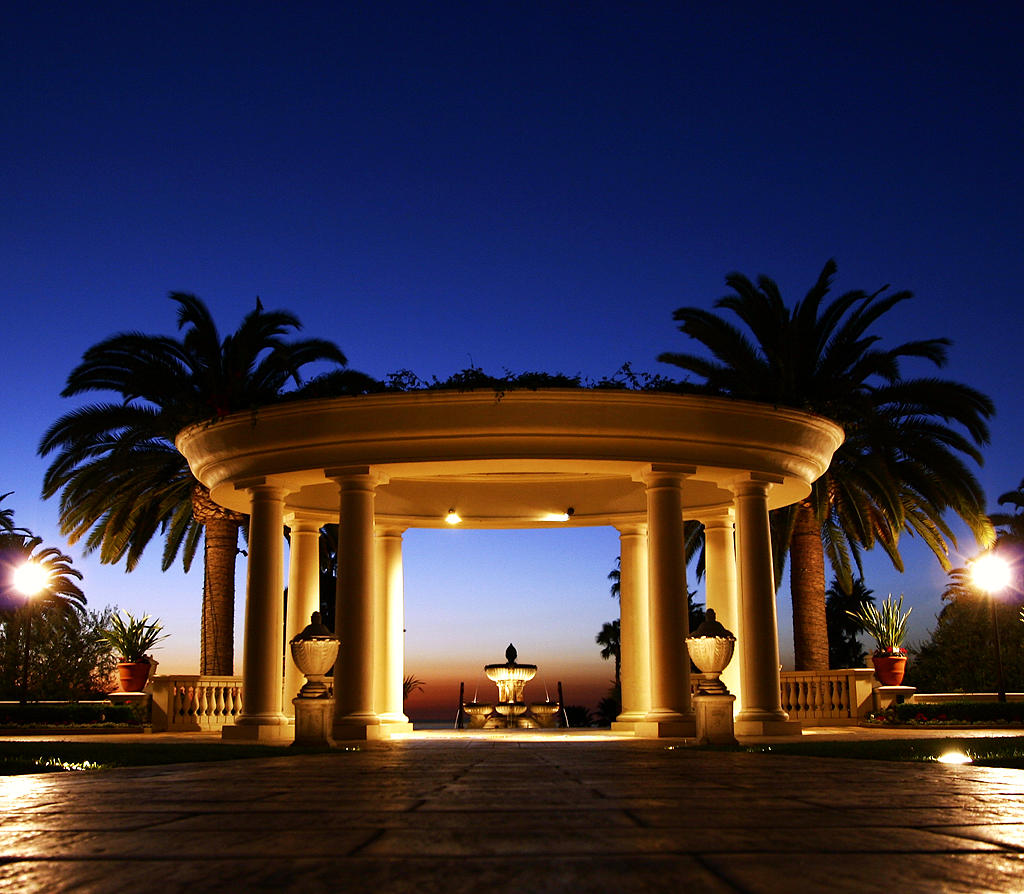 The Gazebo @ sunset: Monarch Beach, LA