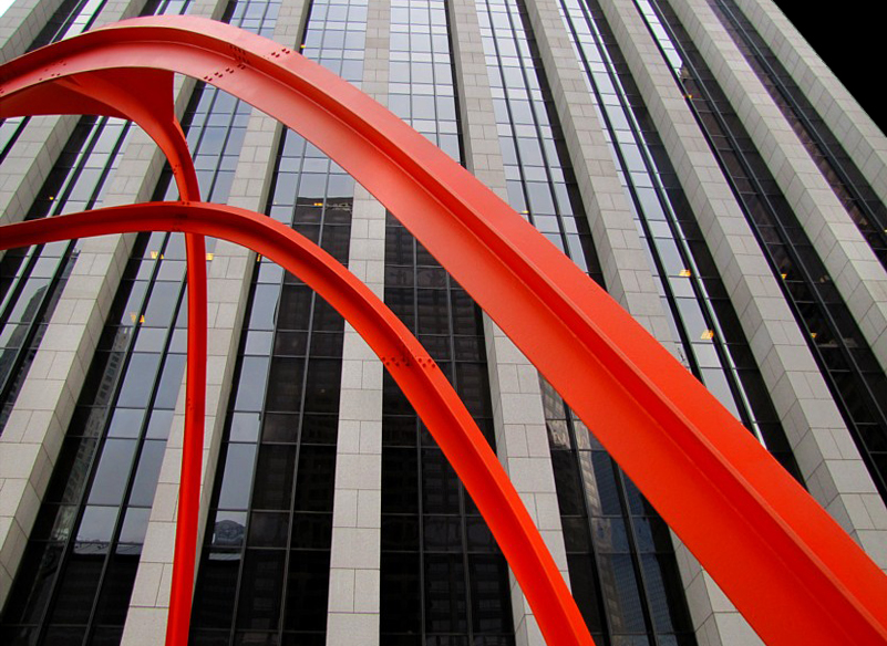 le Calder devant la banque- L.A.
