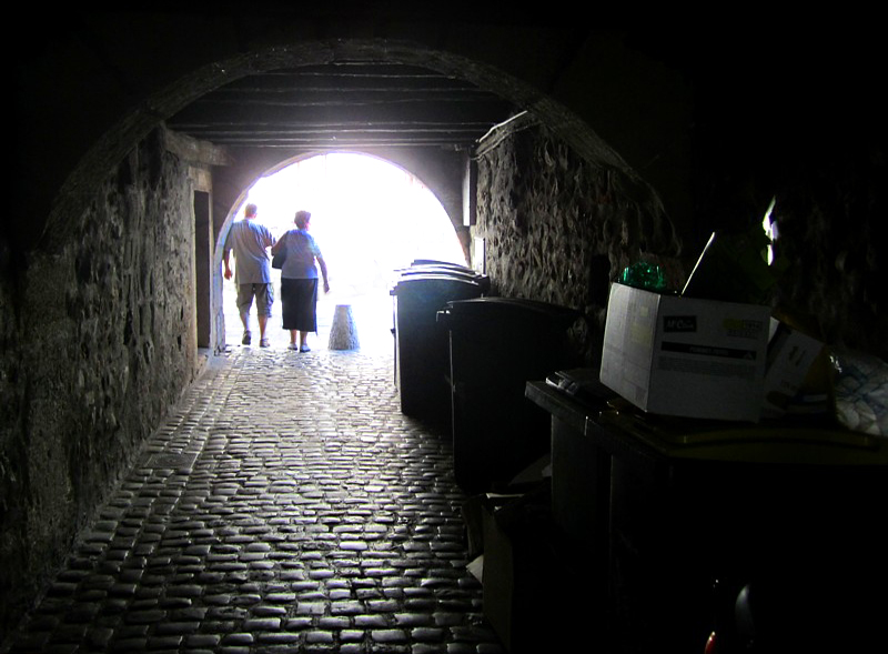 passage tunnel