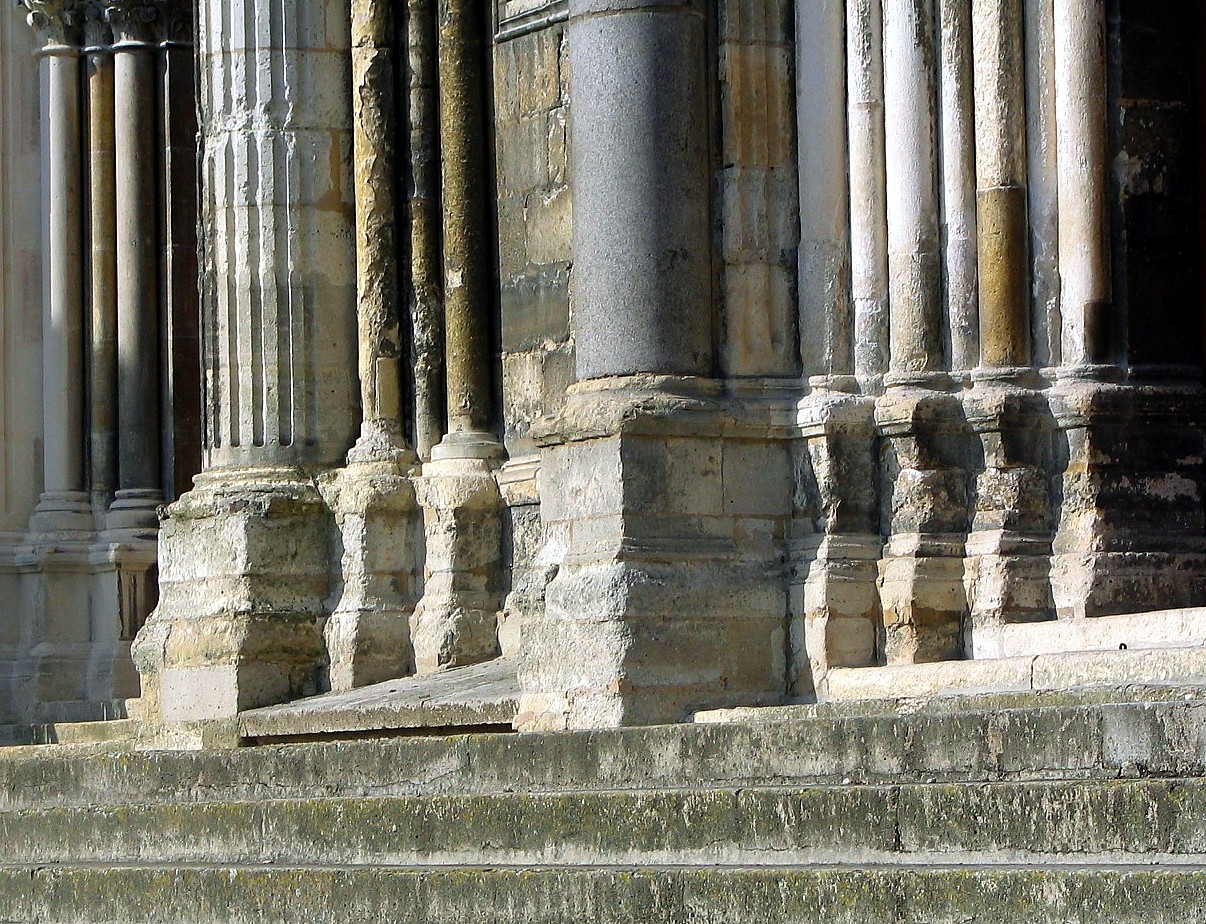 colonnades