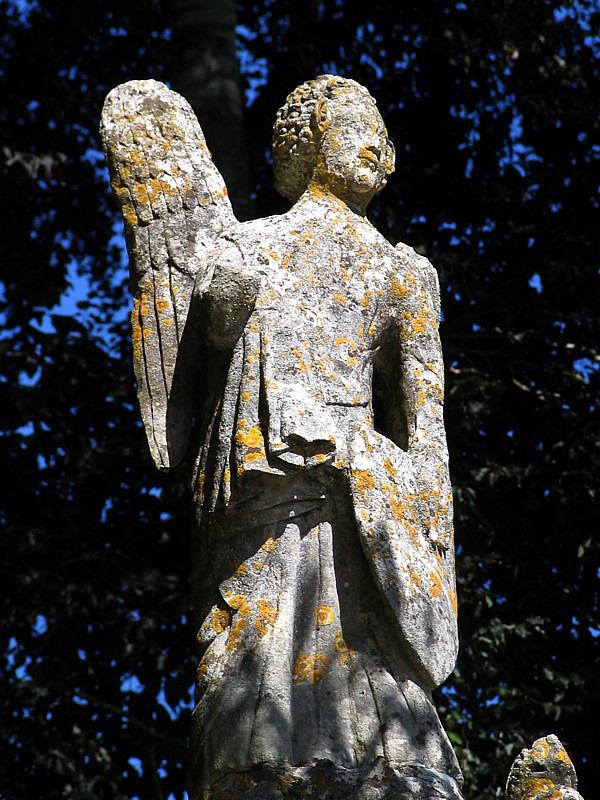 L'ange veillant sur Fontenay