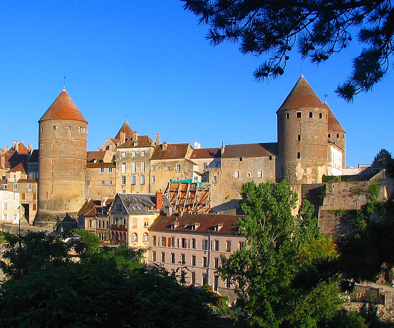 le chteau de Semur