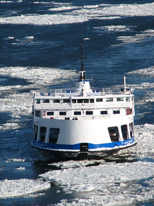 La traverse dans les glaces