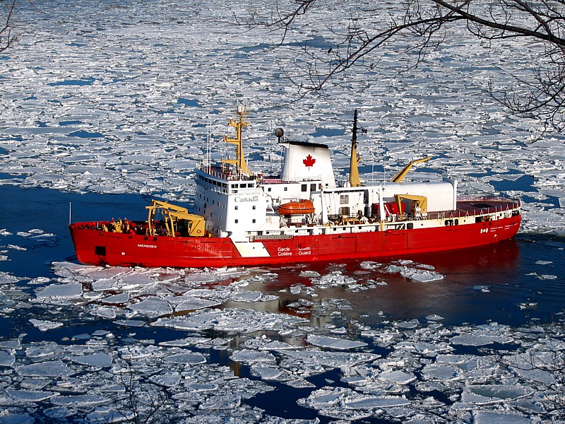 le brise glace Amundsen