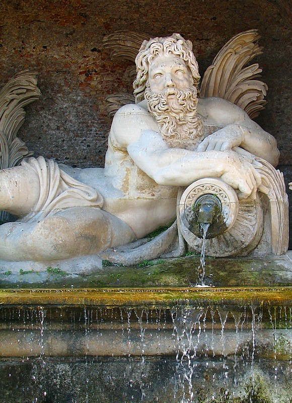 La fontaine à Chantilly