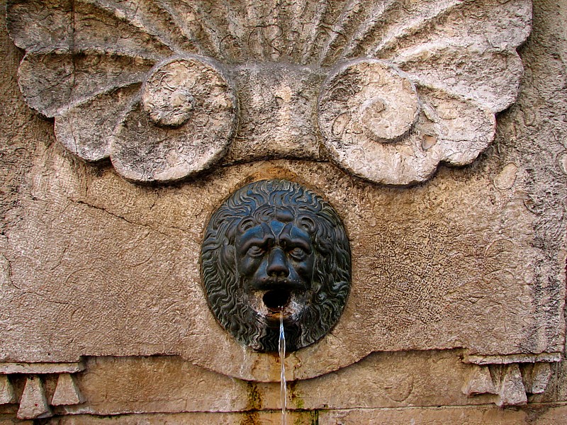 la fontaine de la vieille ville