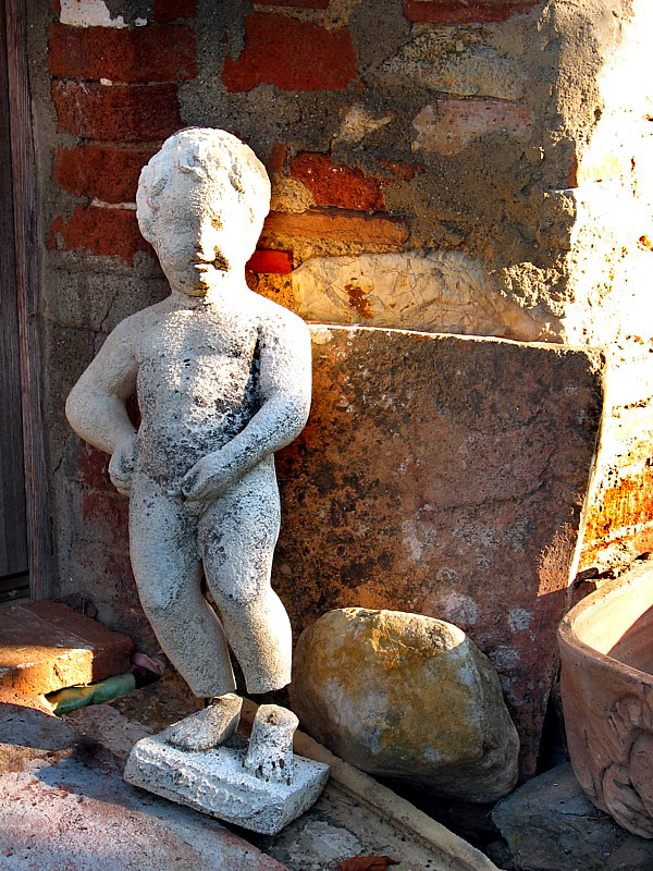 Casina di Cornia, le petit Manneken pis toscan