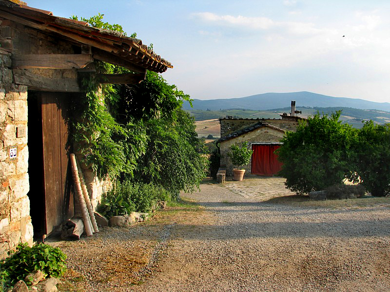 En bas notre maison