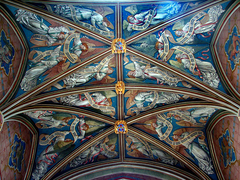 Plafond de la chapelle du Palais Jacques Coeur