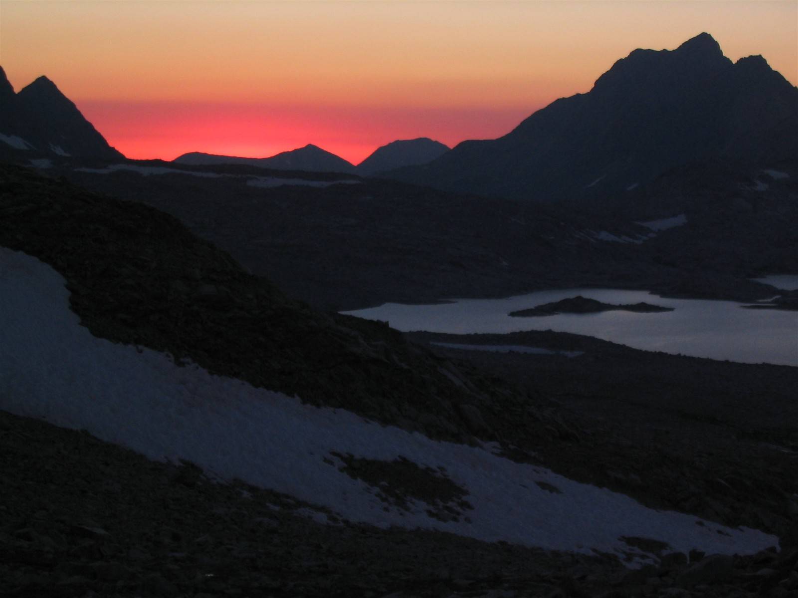 Sunset  from Muir Pass and the night begins